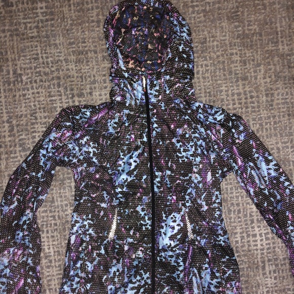 Lululemon Jacket - Picture 1 of 8